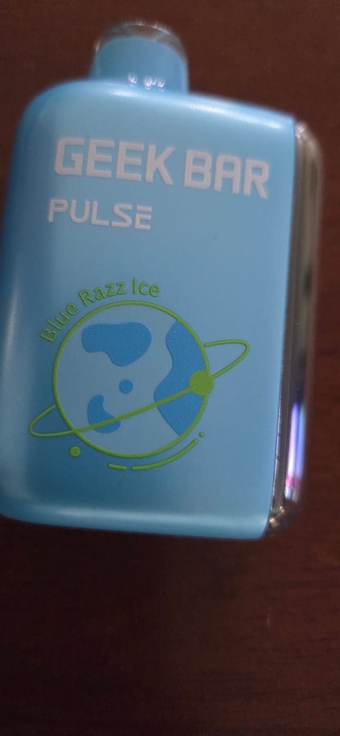 Customer photo review of Geek Bar PULSE 15000