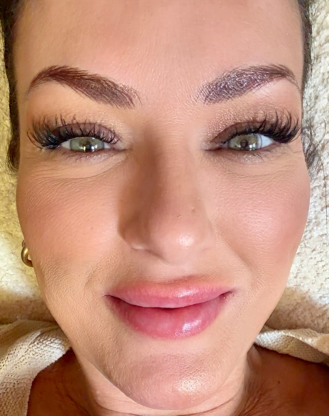 Customer photo review of SPIDERA Lash Clusters