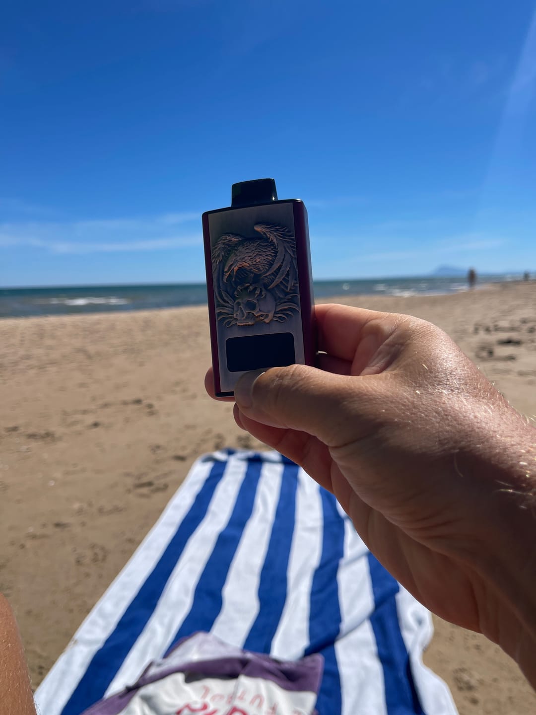 Customer photo review of JNR Mega Box Pro 50K - Vaper Desechable - Cigarrillo Electrónico - 2% - 50000 Caladas