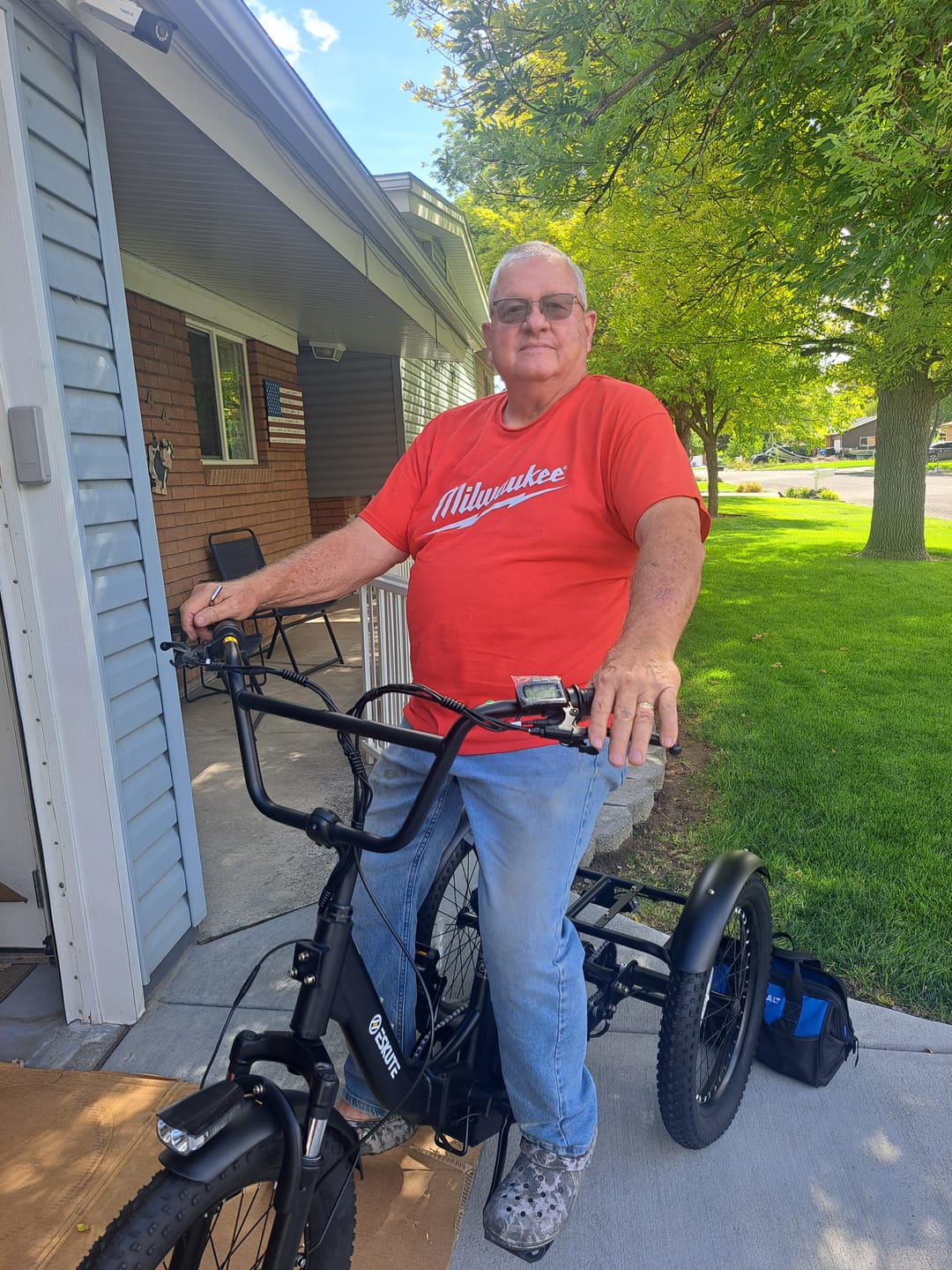 Customer photo review of Eskute® T300 Max Folding Electric Trike with Reverse Function