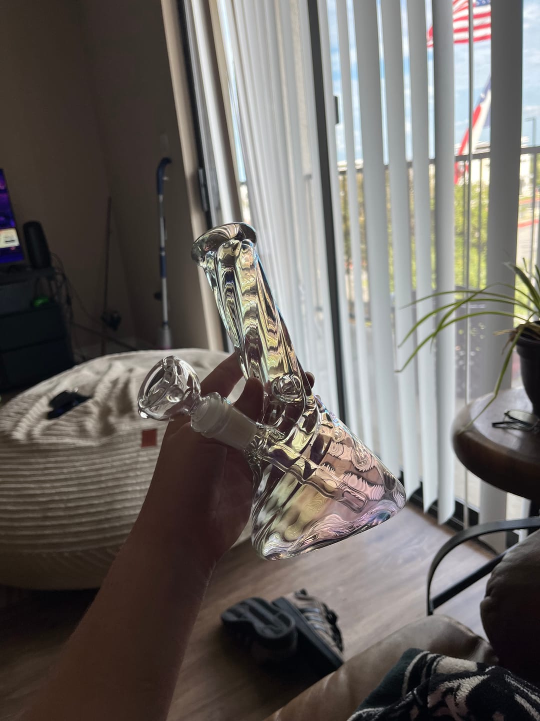 Customer photo review of IRIDESCENT SWIRL BONG 8"