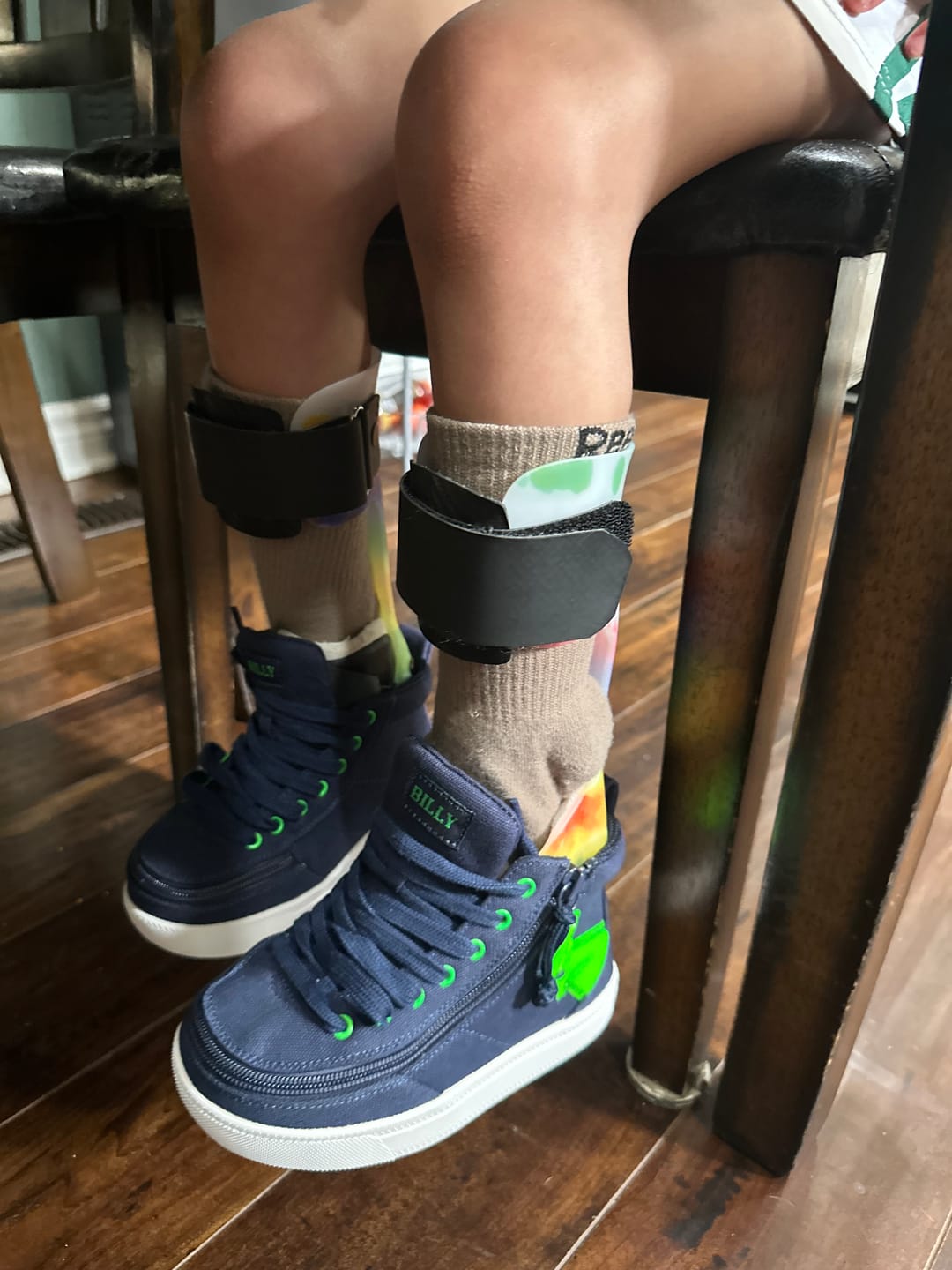 Customer photo review of Navy/Green Light Ups BILLY Classic D|R High