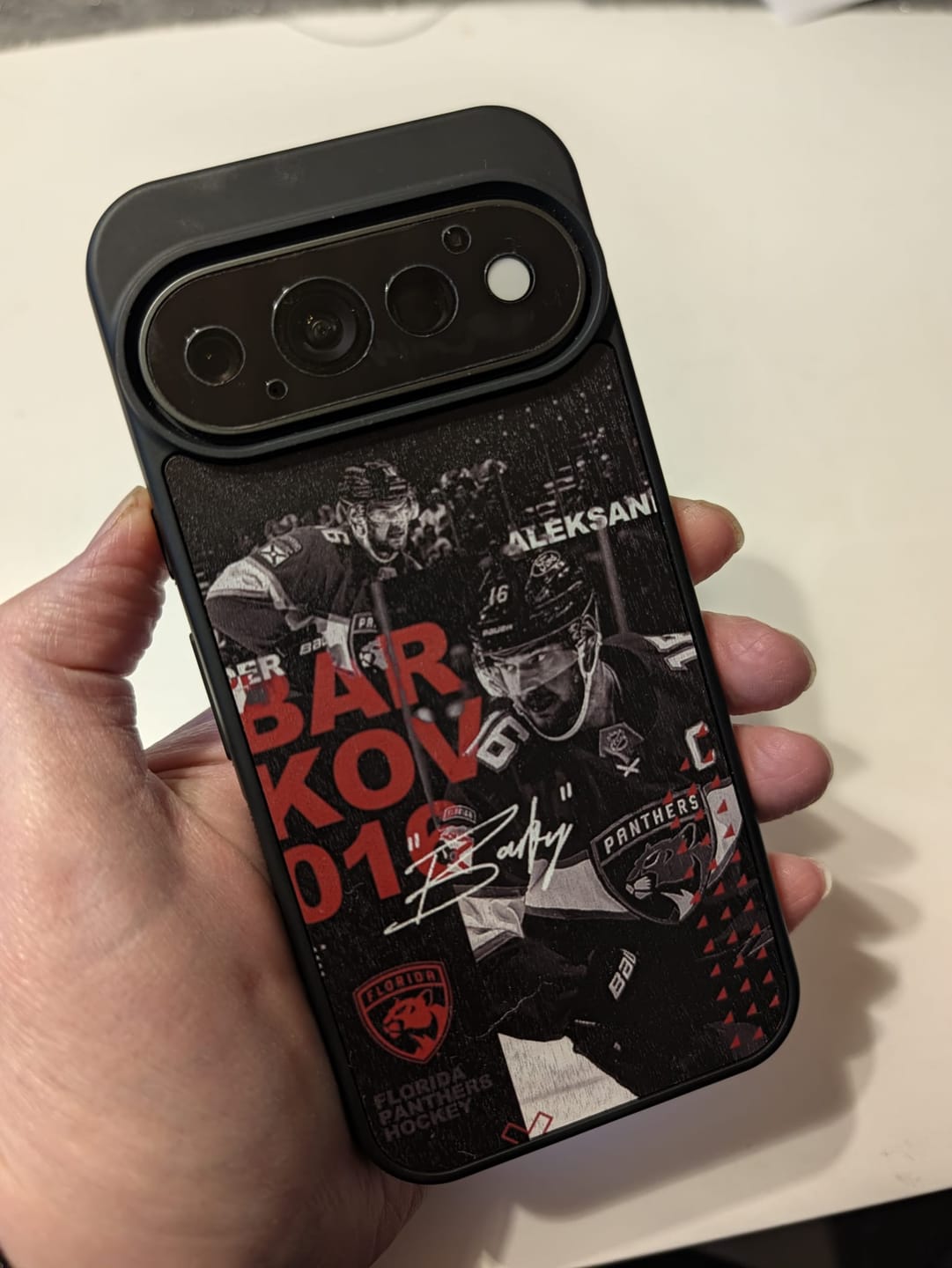 Customer photo review of HIILI – Puhelimen kuoret mustasta koivusta 🇫🇮