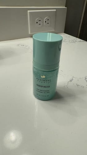 Customer photo review of Makeup Melter Cleansing Mist