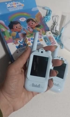 Customer photo review of Walkie Talkie con cámara sin internet