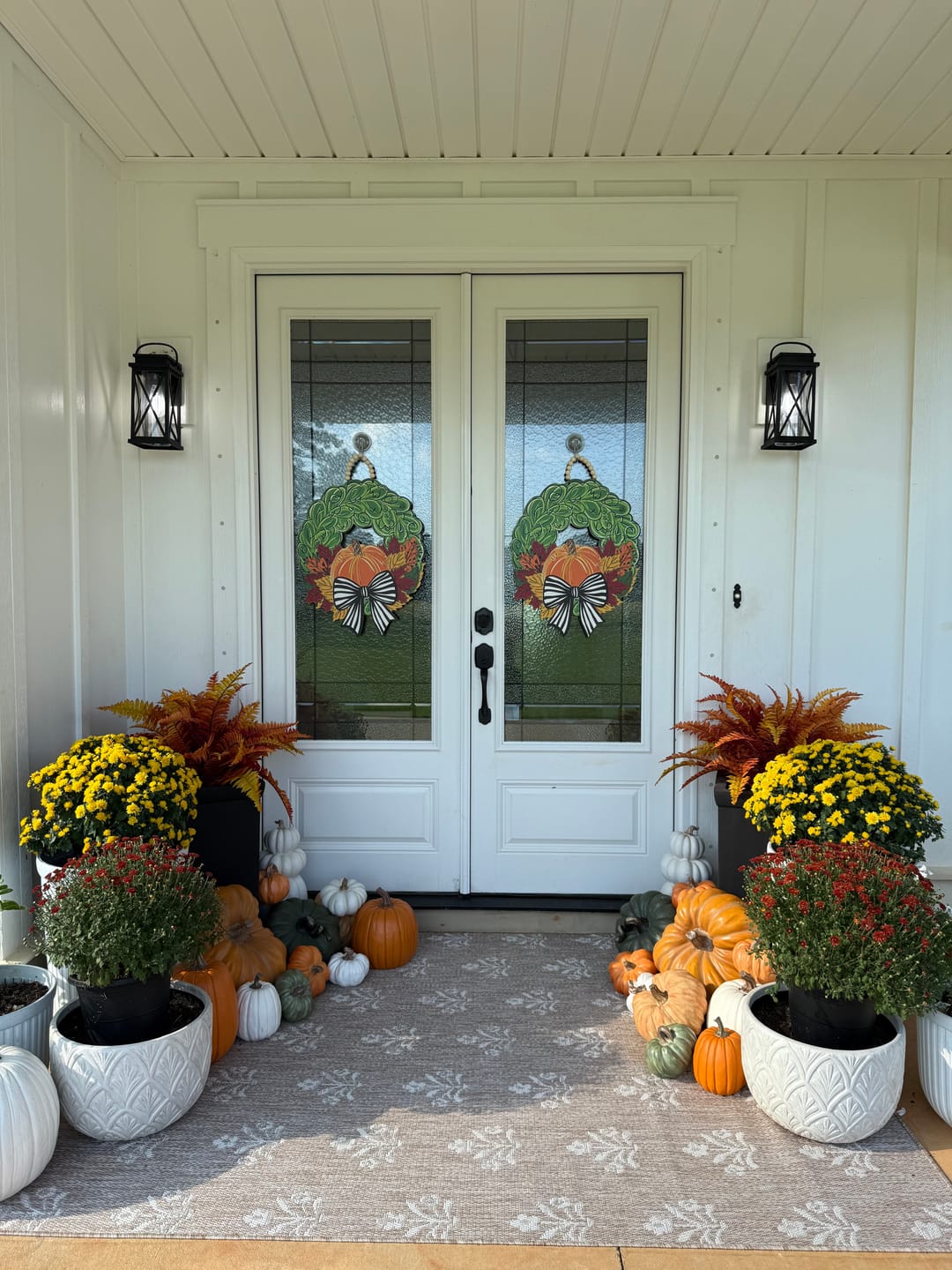 Customer photo review of Pumpkin Wreath Door Hanger