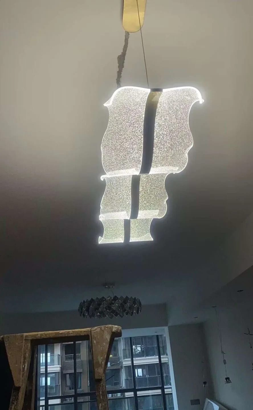 Customer photo review of Gold Chandelier for Dining Table, Undulating Acrylic, 150 cm
