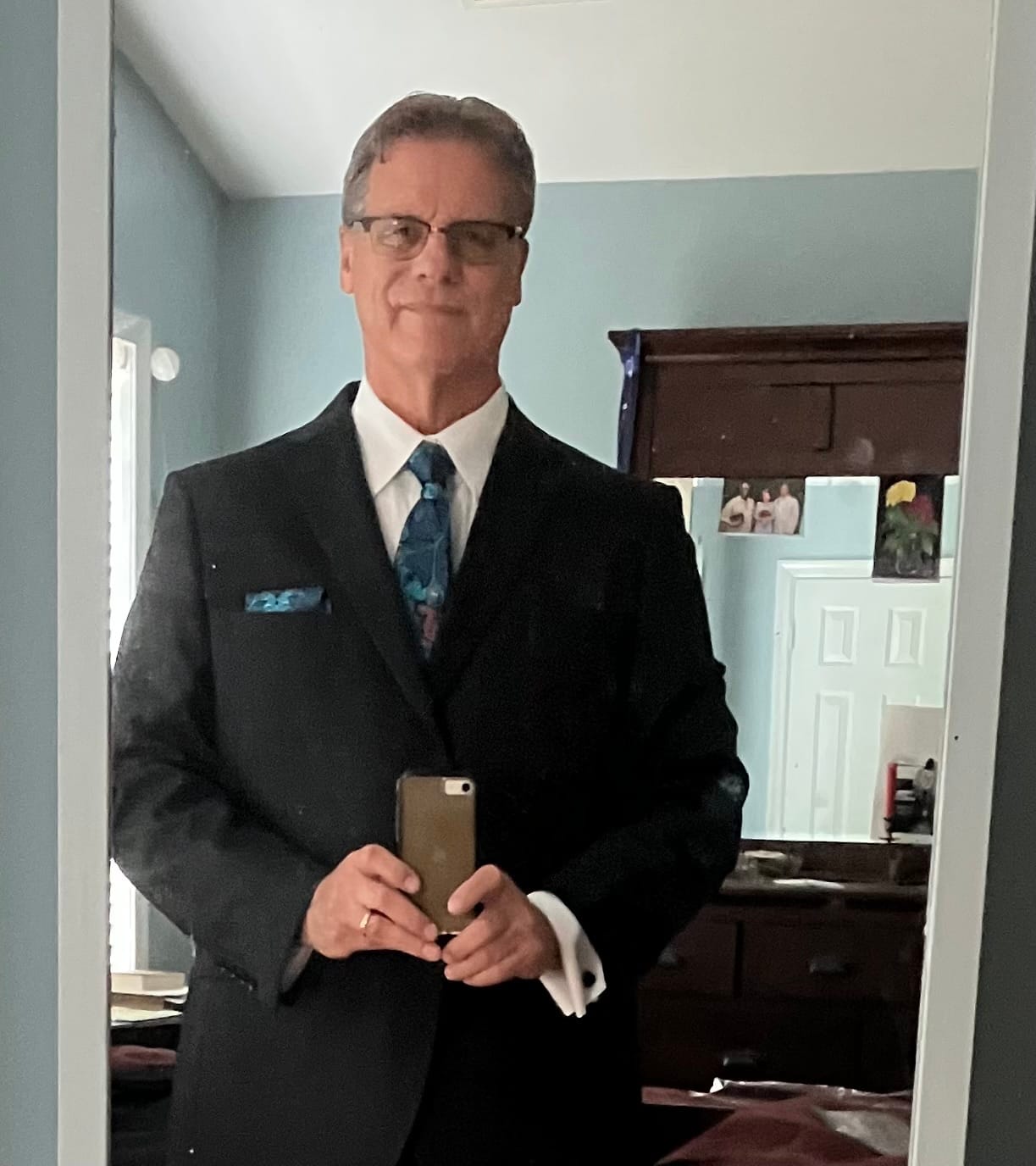 Customer photo review of Peacock Eyes Tie, Pocket Square and Cufflinks