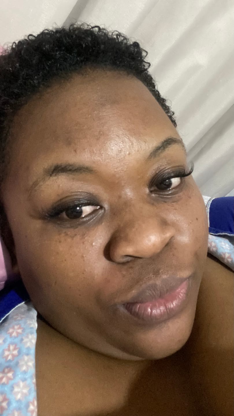 Customer photo review of 3 IN 1 Lash Bond & Seal (Clear Bond)
