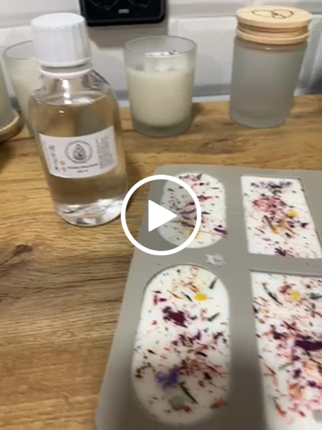 Customer video review of Fragancia FLORAL EXPLOSION