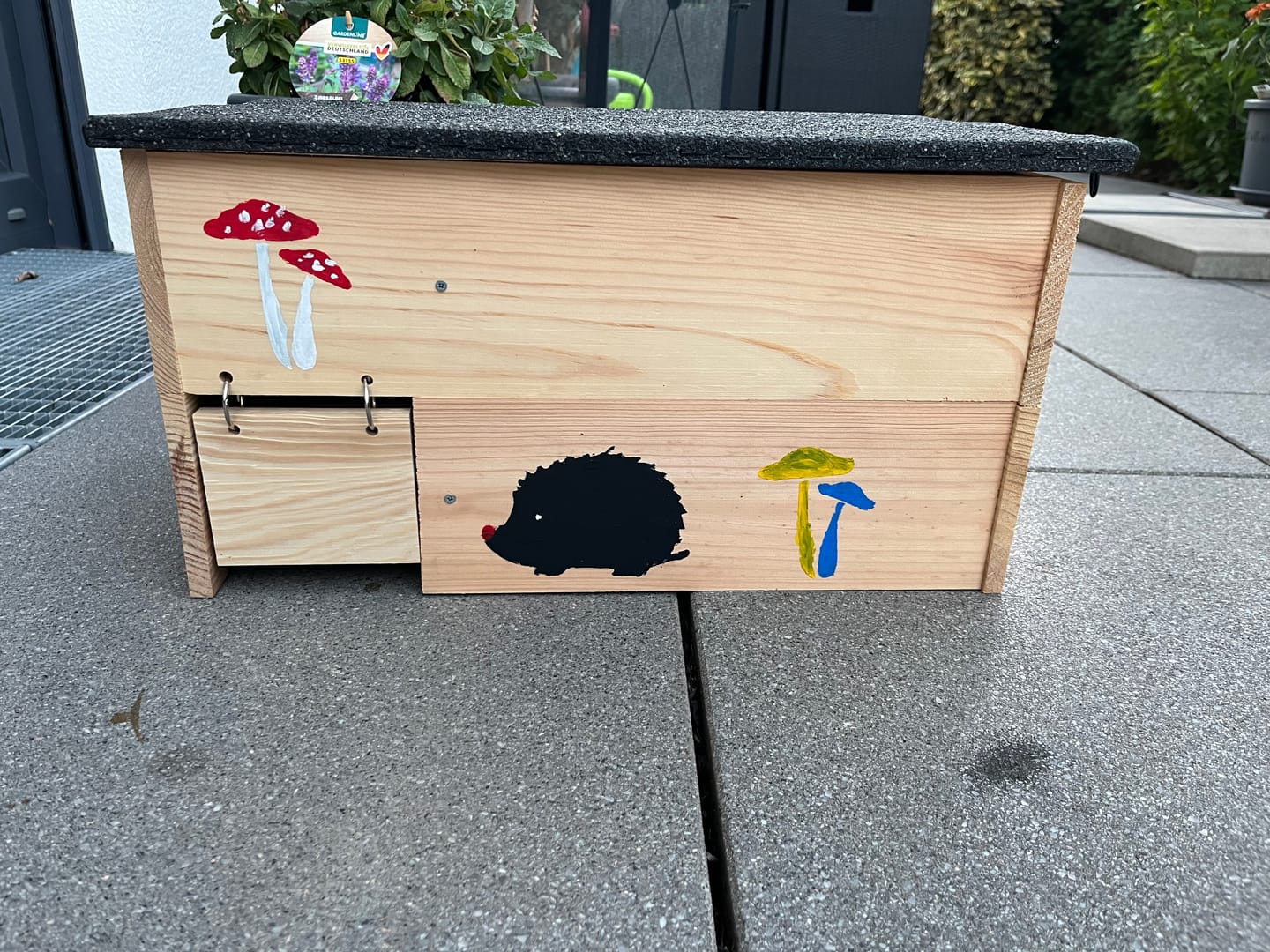 Customer photo review of Igelhaus-Bausatz für Kinder aus Kiefernholz zum Bemalen