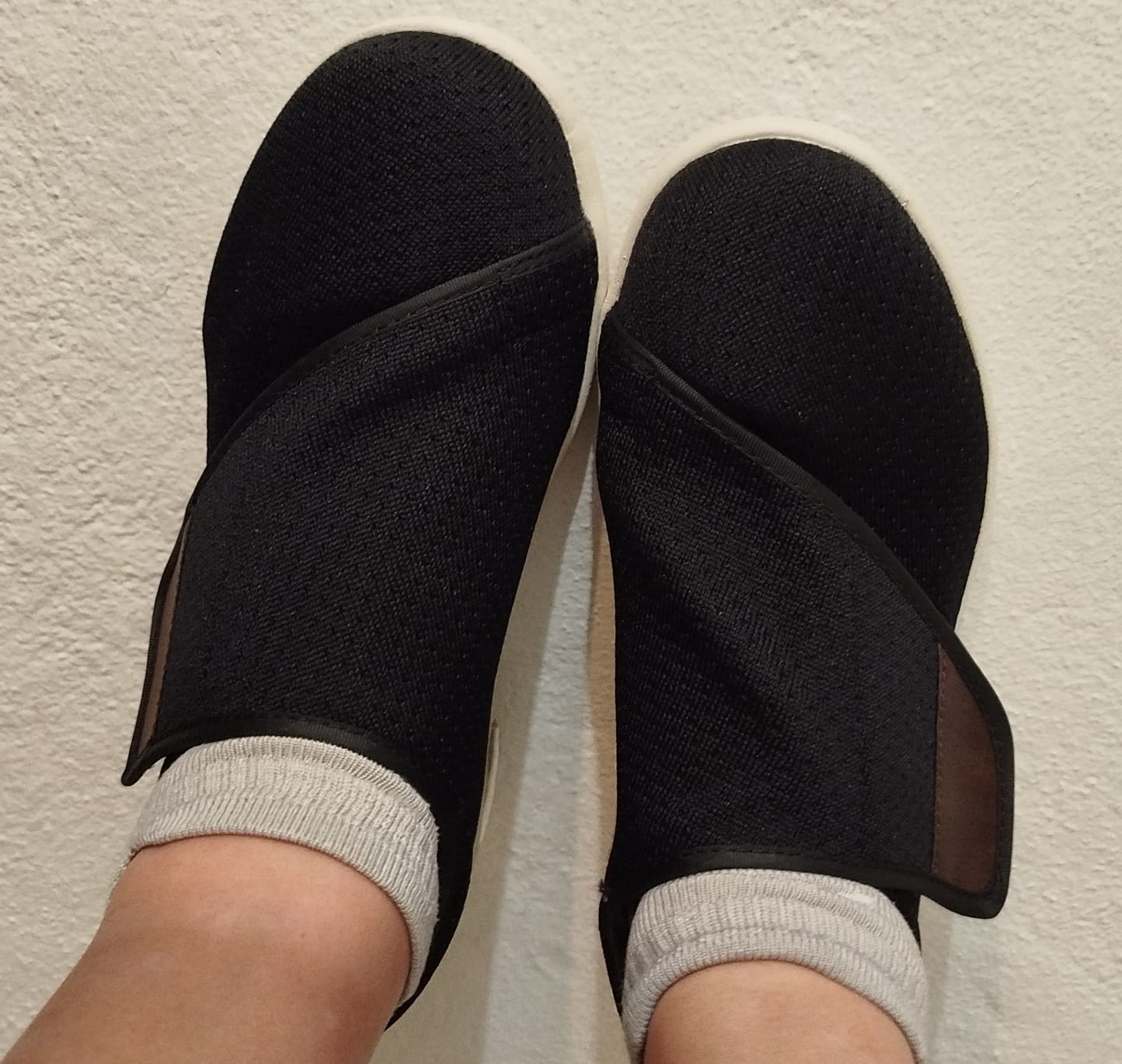 Customer photo review of Chaussures Orthopédiques & Diabétiques Confortables