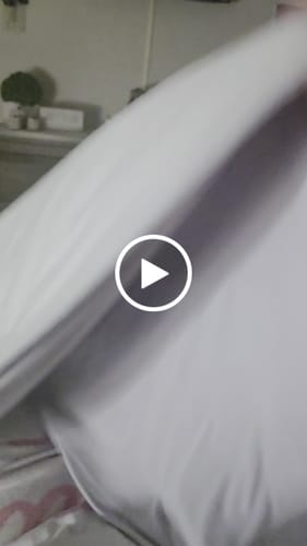 Customer video review of CloudCool™ Cooling Comforter