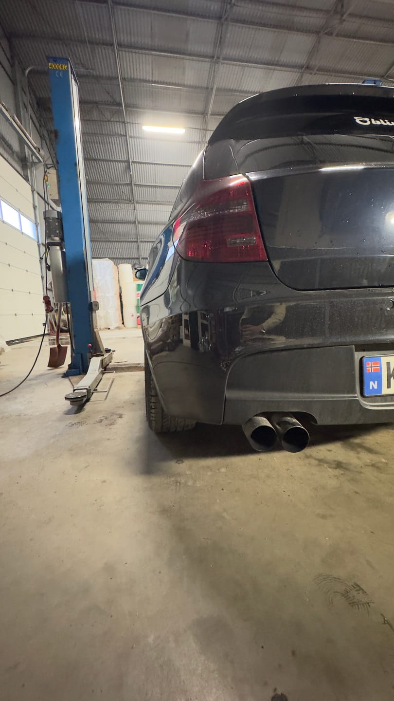 Customer photo review of BMW Hjulbolter til Spacers (M12x1.5)