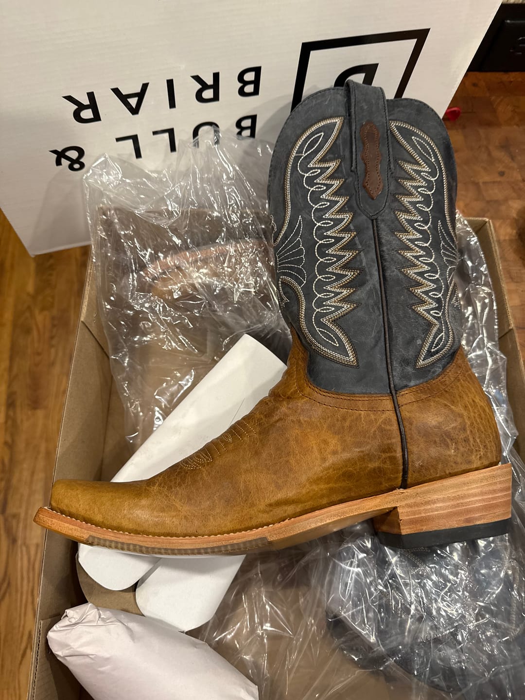 Customer photo review of Brown Bison Boots (The Ricky L)