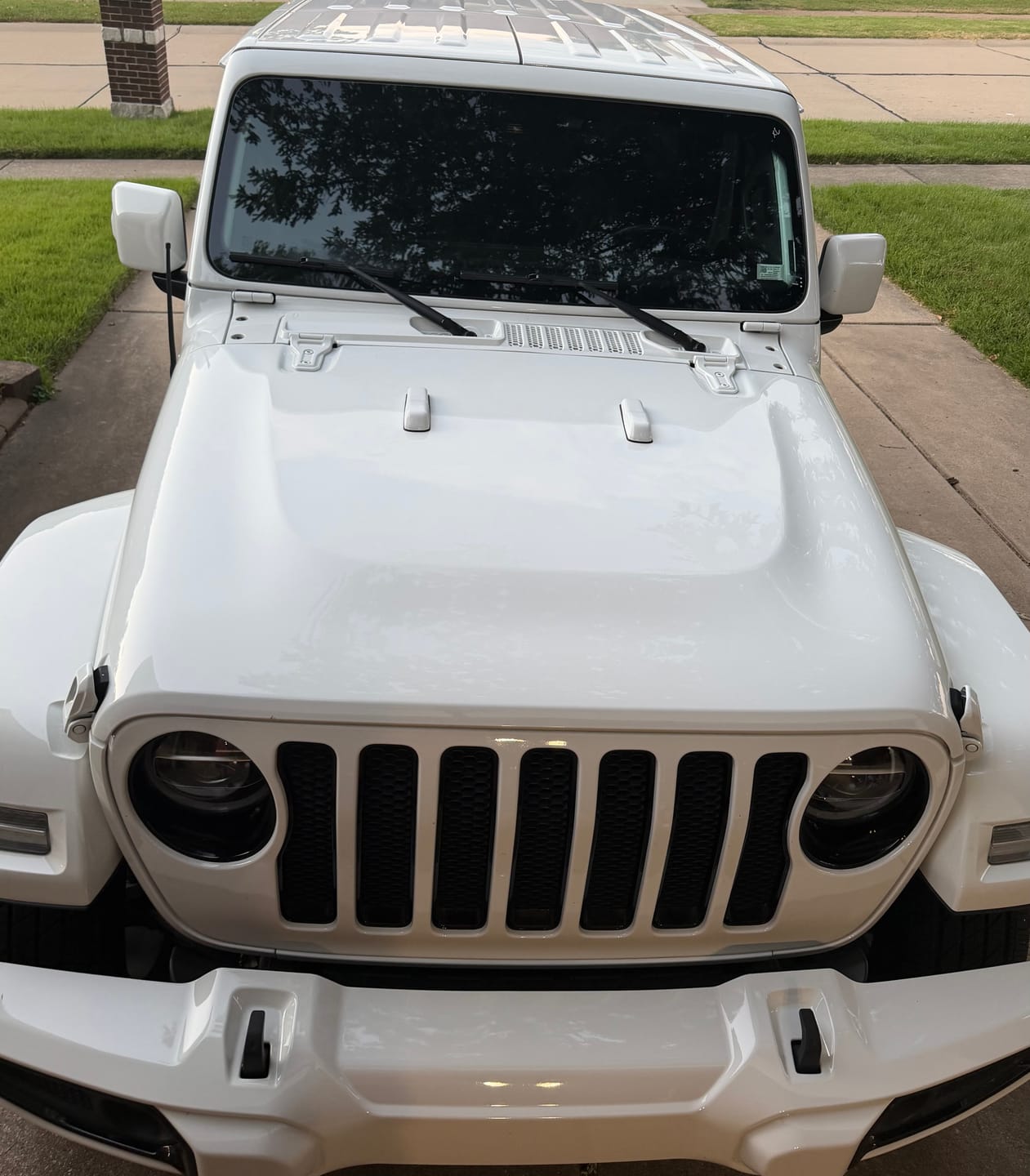 Customer photo review of Cowl Wiper Panel Painted OE Color (Fits JL/JT 2018-2026)