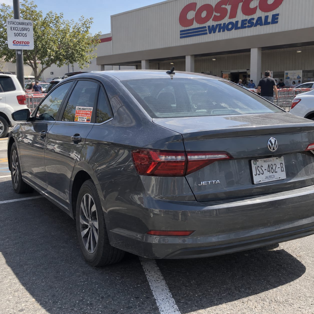 Customer photo review of 150 Pegatinas Divertidas para Malos Estacionamientos