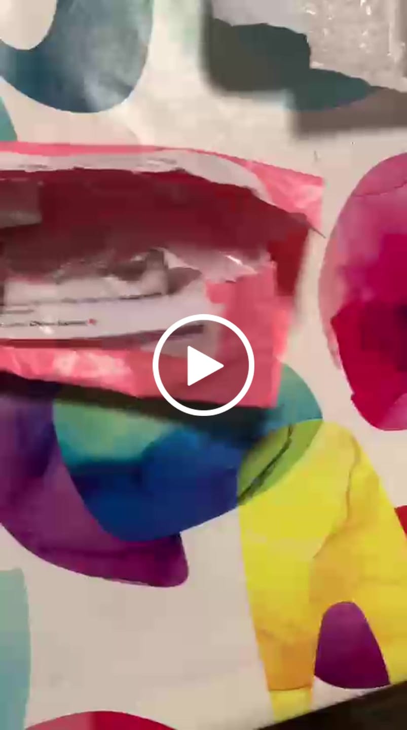 Customer video review of Vino, Vestido & Zapatilla