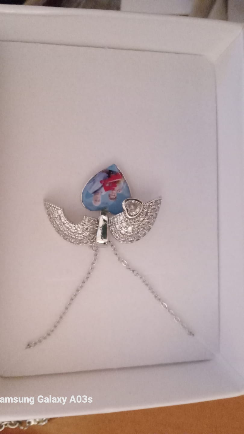 Customer photo review of Collana Cuore Scrigno Personalizzata