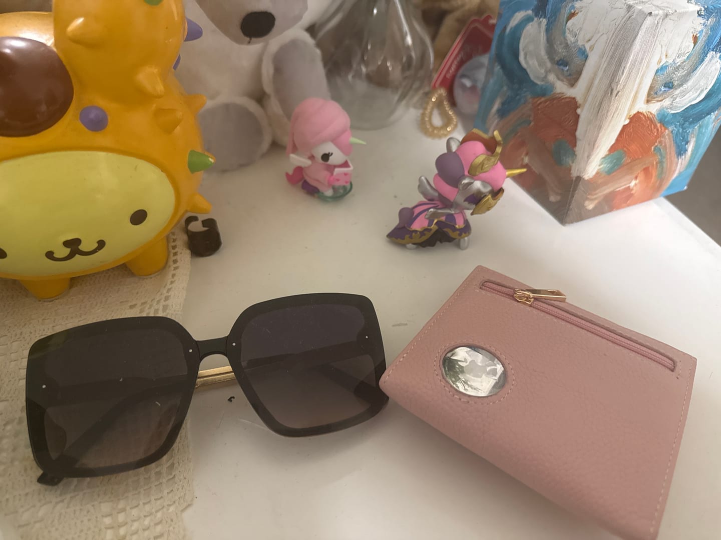 Customer photo review of Women's AirTag Wallet Deluxe Smart VN300