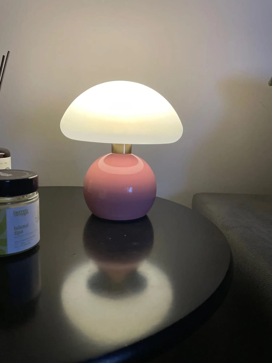 Customer photo review of Luminária de Mesa Cogumelo Minimalista Design Moderno