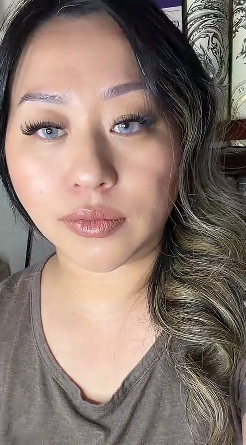 Customer photo review of Hidrocor Quartz Blue Gray Prescription Colored Contact Lenses