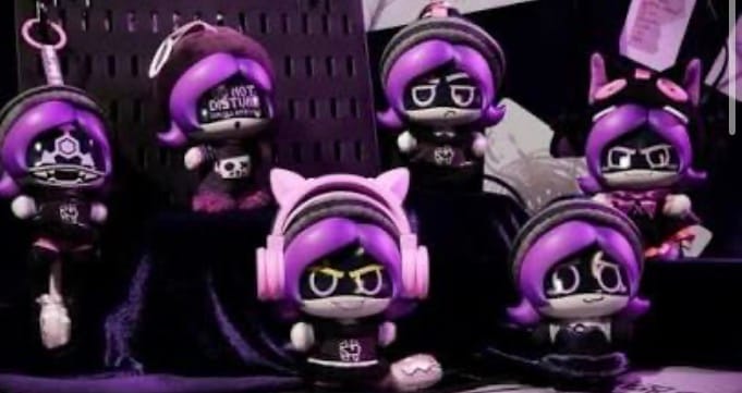 Customer photo review of Uzi Pendantz Blindbox