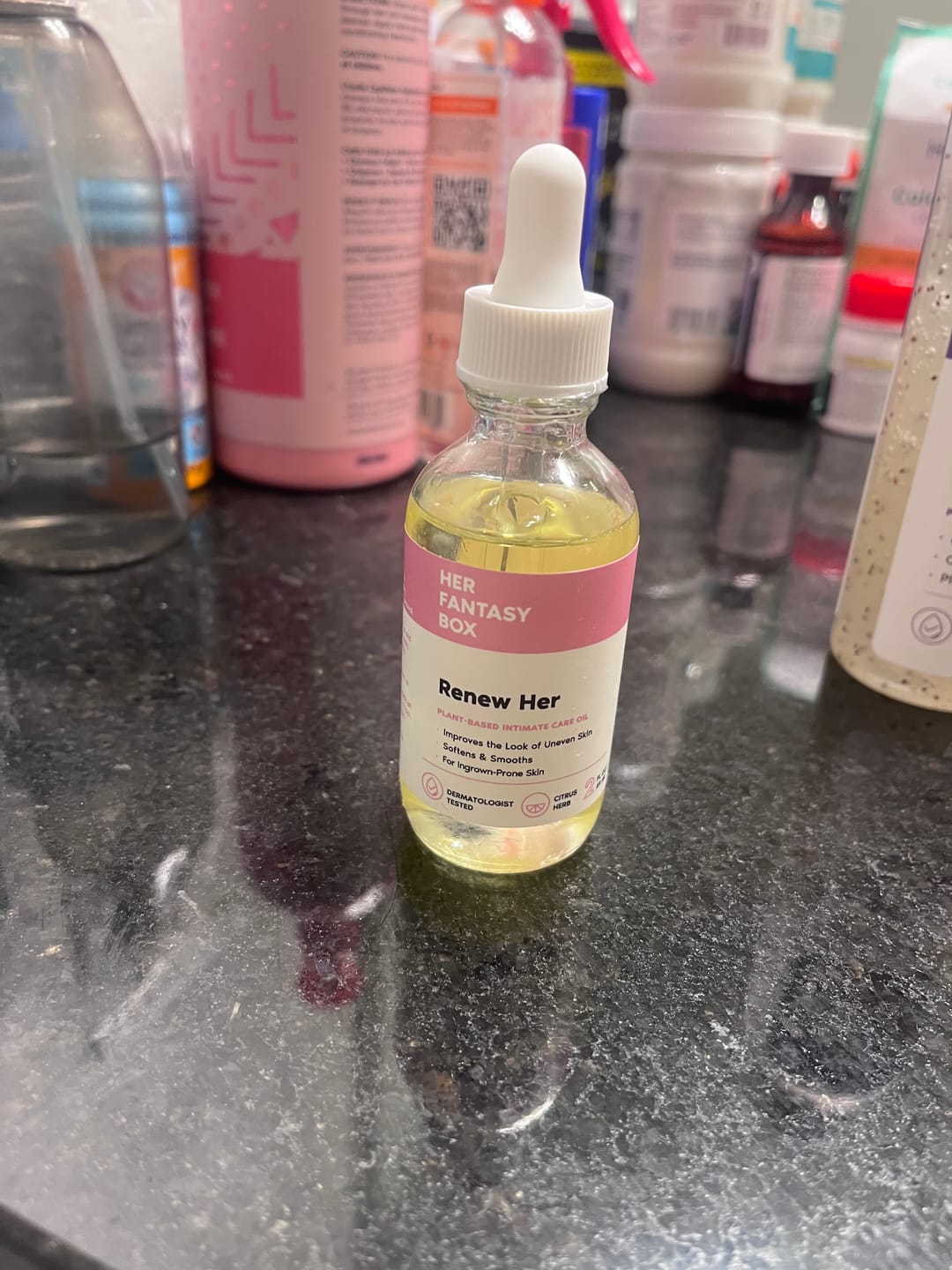 Customer photo review of Her Fantasy Box Renew Her Yoni Oil - For Dryness, Ingrown Hair, Dark Marks & Scars