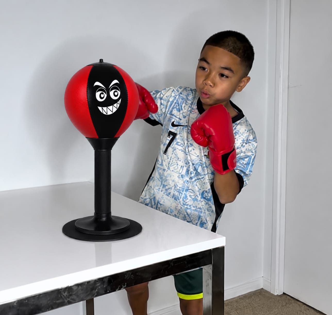 Customer photo review of PUNCHYGO™ – Punching-ball à ventouse pour enfant
