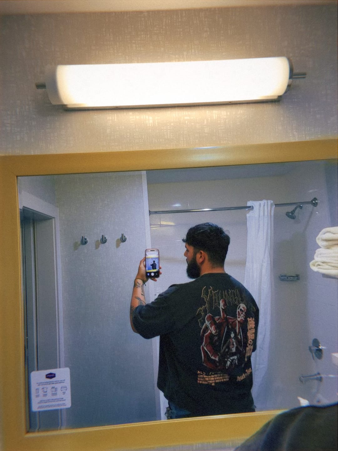 Customer photo review of 4186 - AOT©  x YLA Cropped Tees