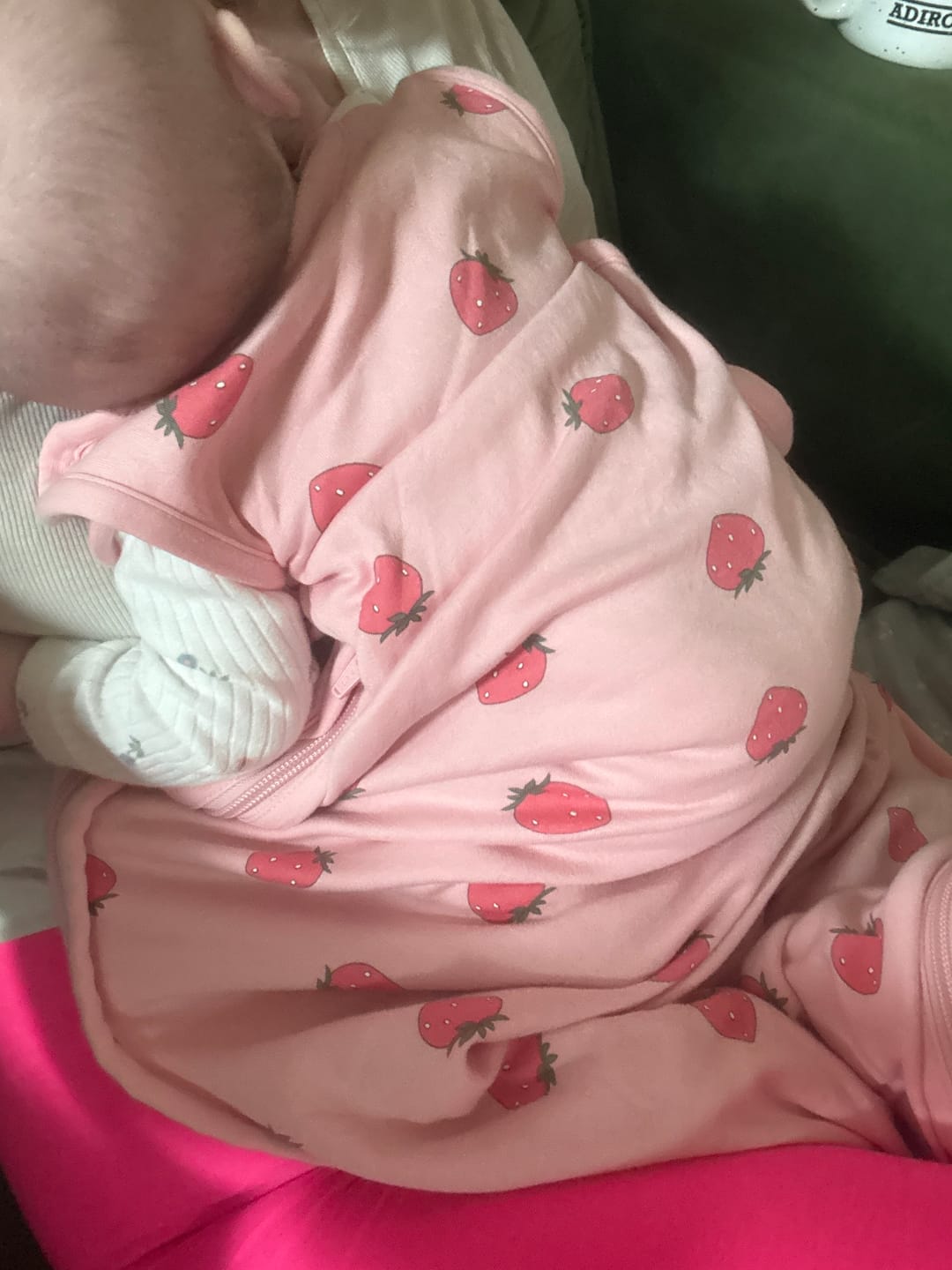 Customer photo review of 4 Season® Ultimate Baby Sleep Bag, Merino Wool & Organic Cotton, Strawberry