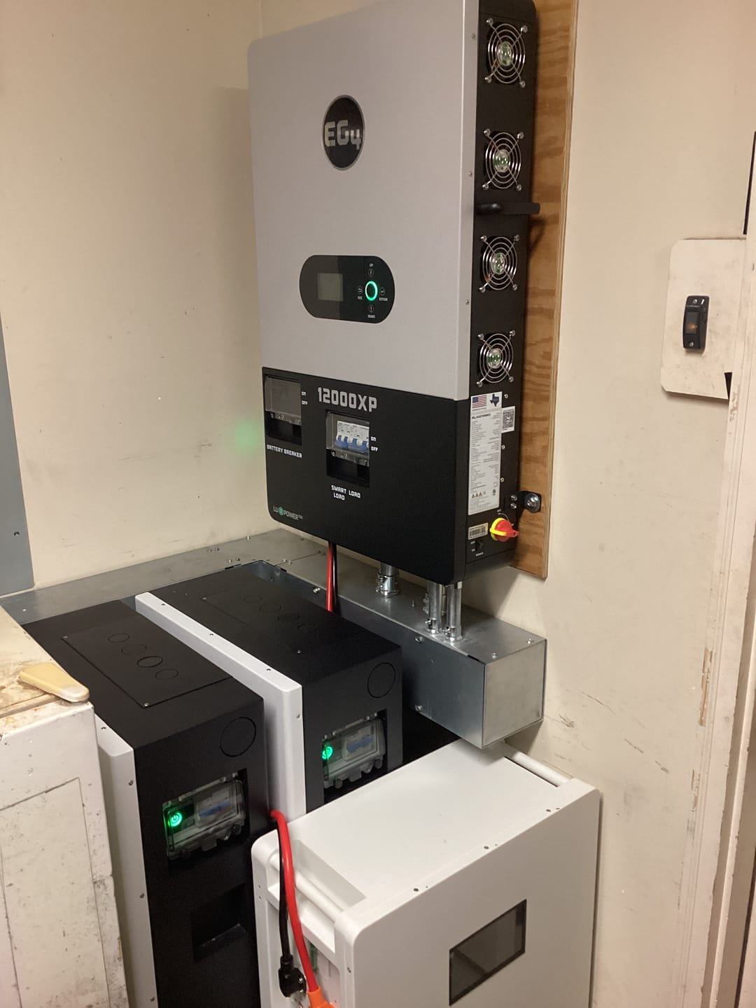 Customer photo review of EG4 12000XP Off-Grid Inverter V2 | 48V Split Phase | 24kW PV Input | 12kW Power Output