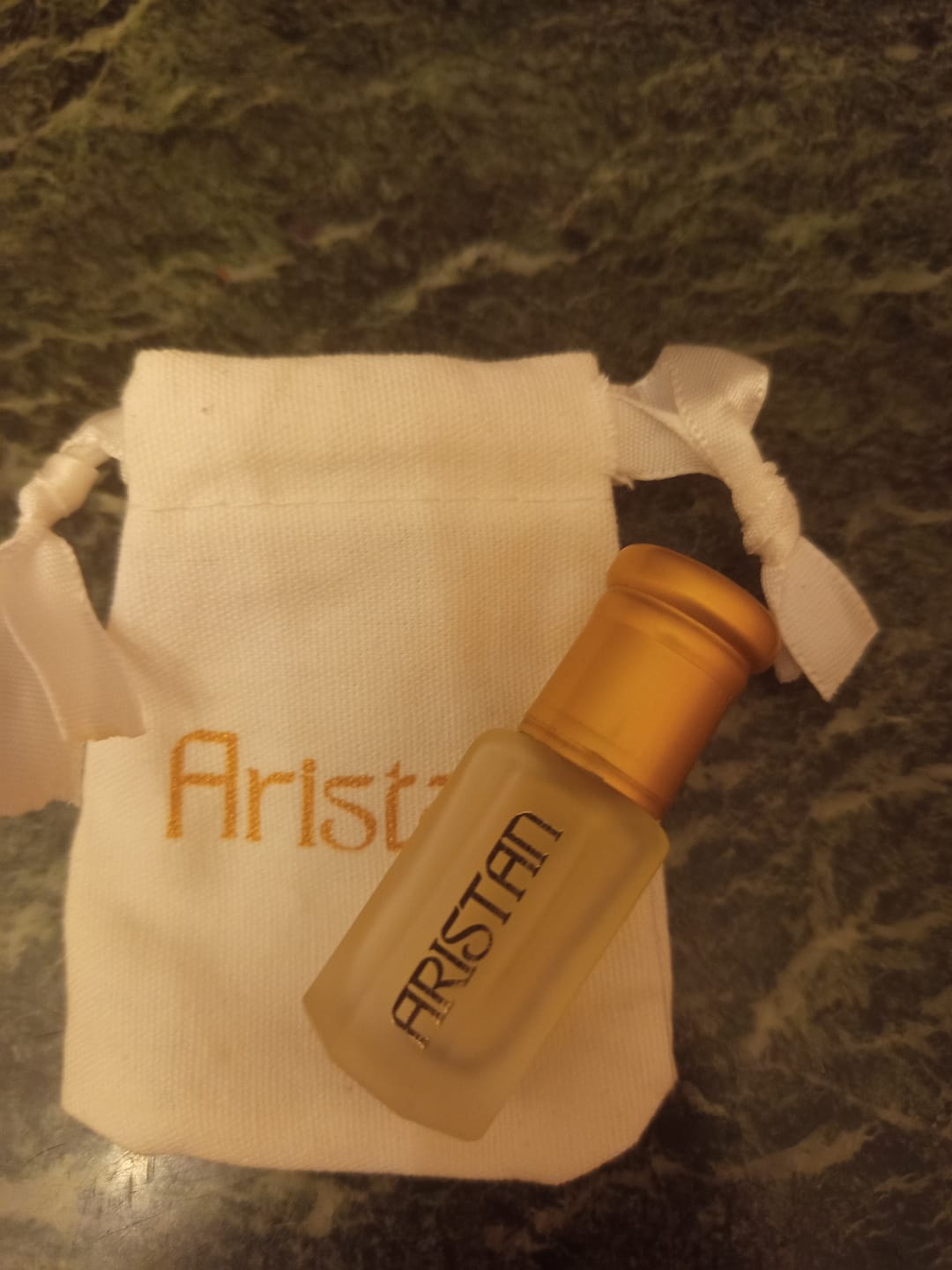 Customer photo review of Naris