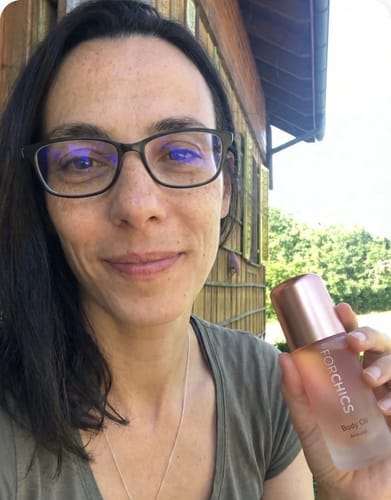 Customer photo review of ForChics Body Oil