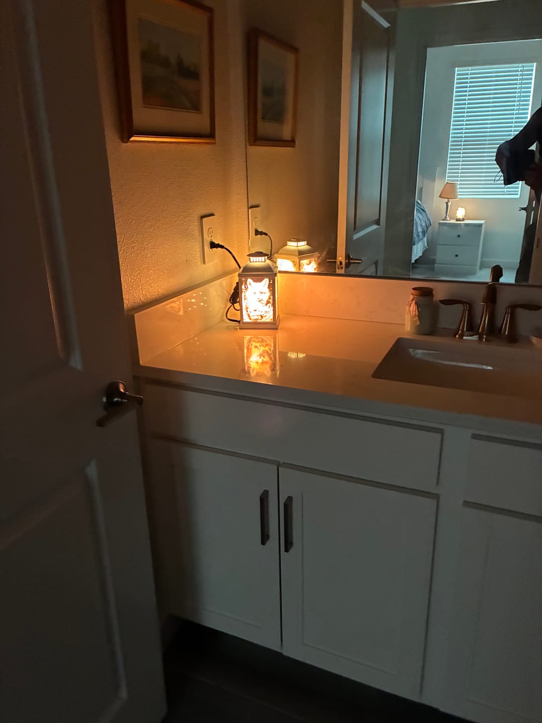 Customer photo review of 3 x Bulbs for Lamps (25 watt)