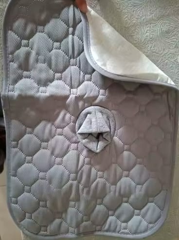 Customer photo review of Absorberende zitbeschermer voor kinderen