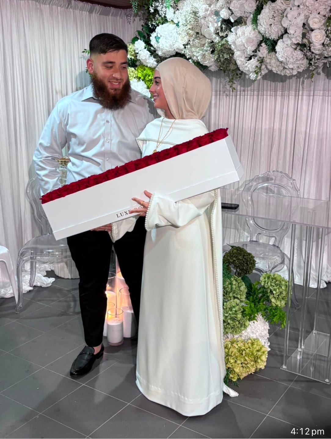 Customer photo review of Long Magnifique Rose Box