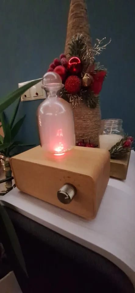 Customer photo review of Waterless Essential Oil Diffuser – Wood & Glass
