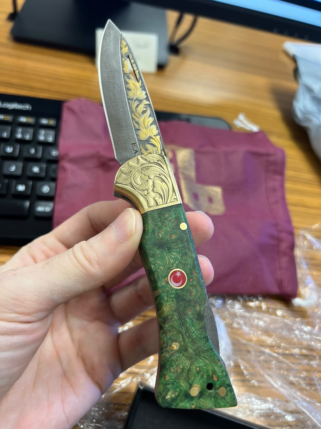 Customer photo review of 24 K ALTIN KAPLAMA GRAVÜRLÜ ÇAKI 2