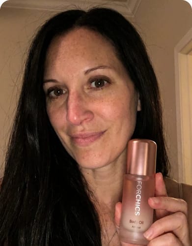 Customer photo review of ForChics Body Oil
