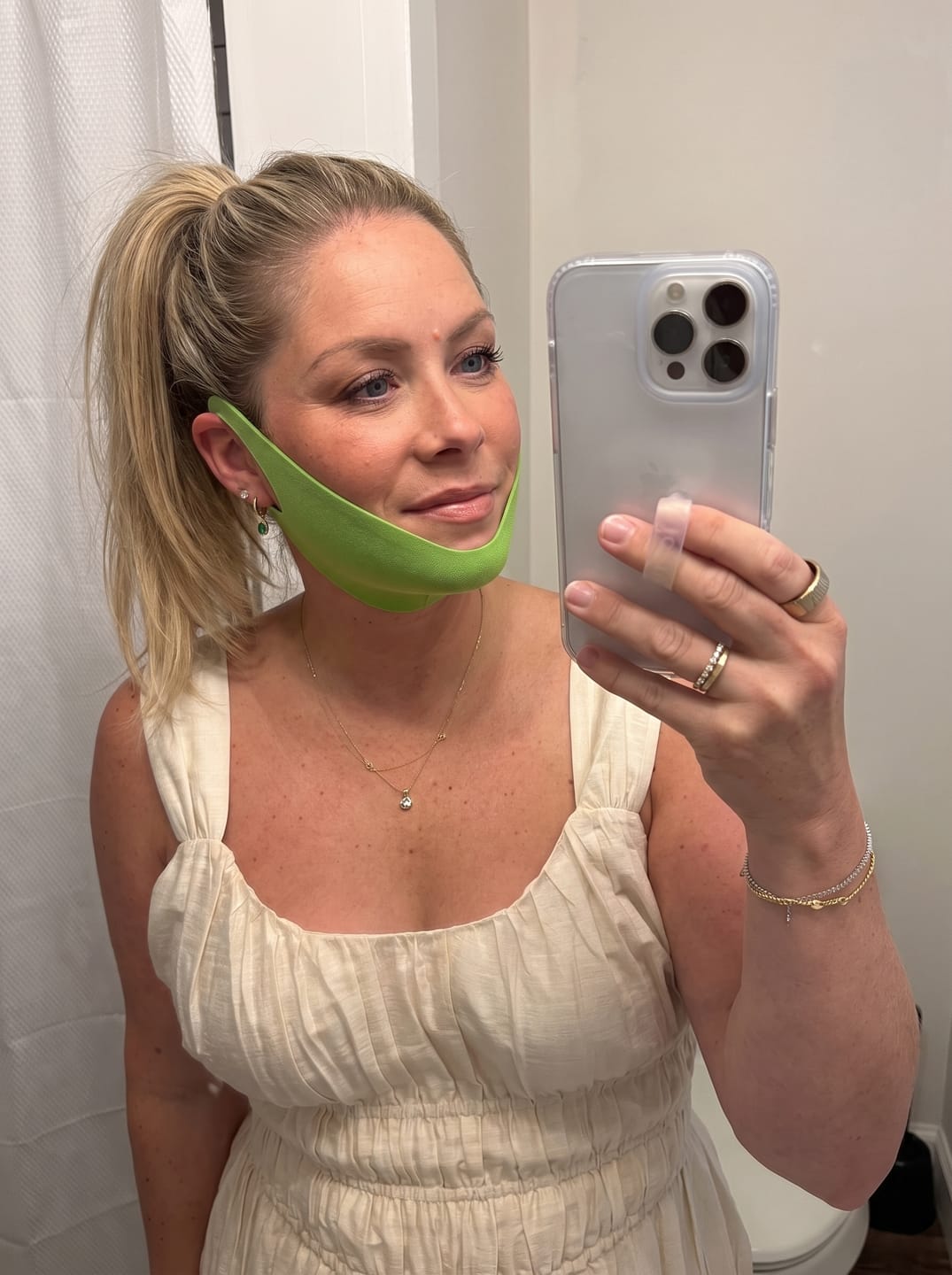 Customer photo review of Cooling Jawline Sculpt V-lifting Band