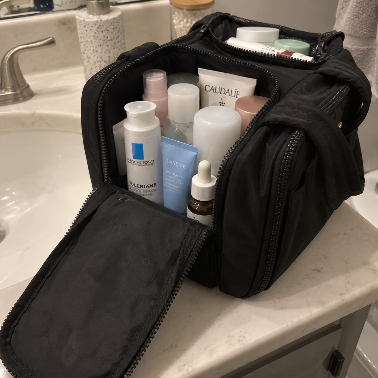 Customer photo review of תיק טיפוח Cloud Carry