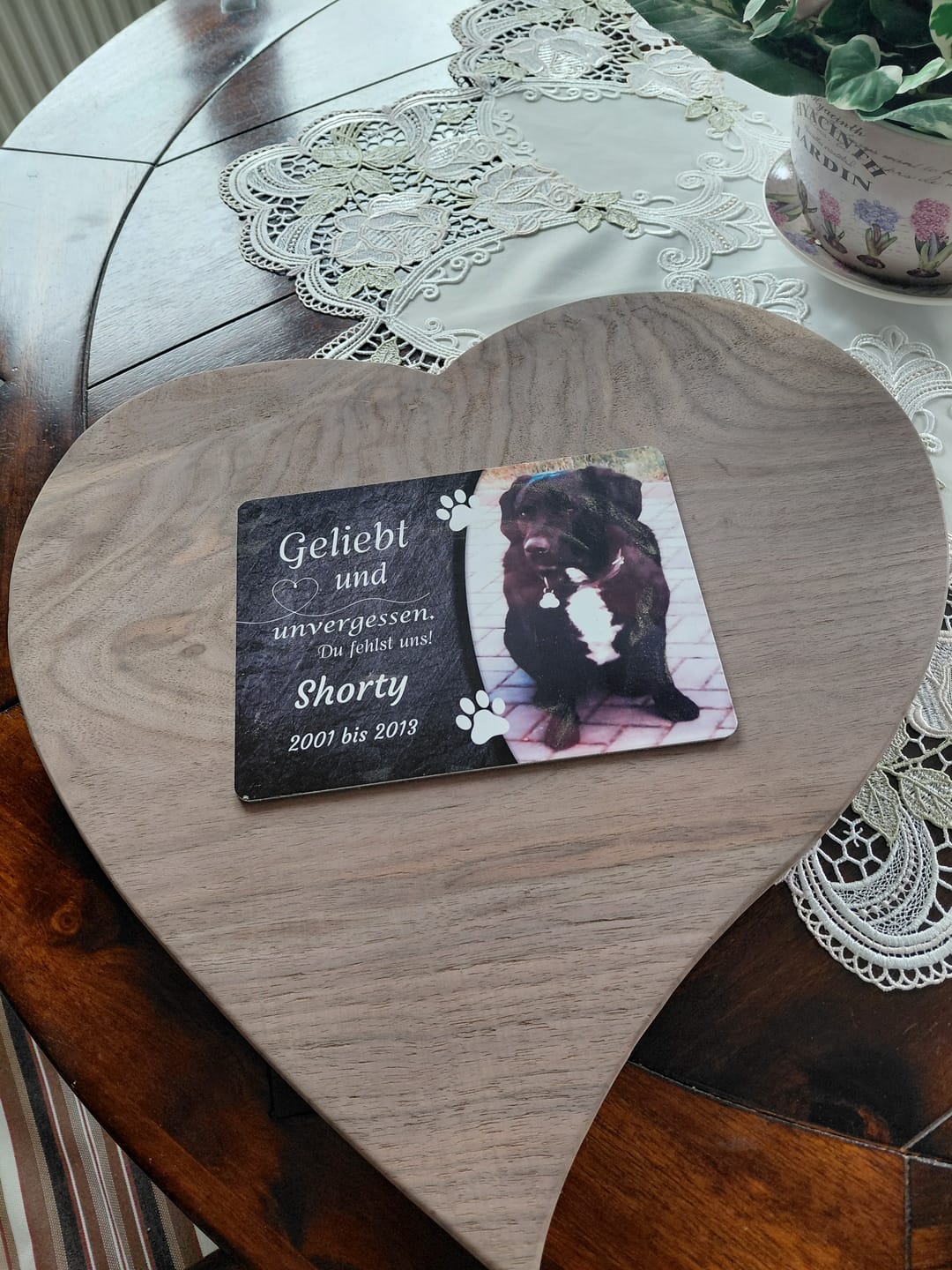 Customer photo review of Hunde Gedenktafel mit Foto & Spruch (UV- & Wetterfest)