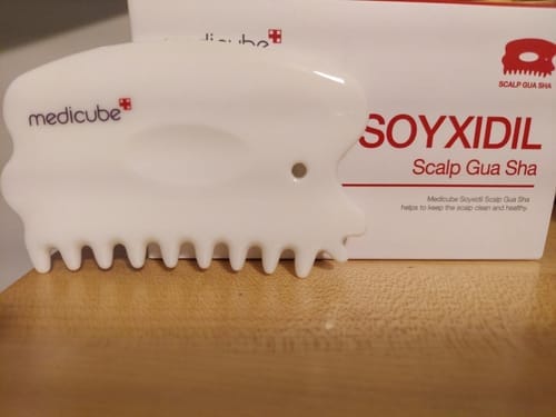 Customer photo review of Scalp Gua Sha