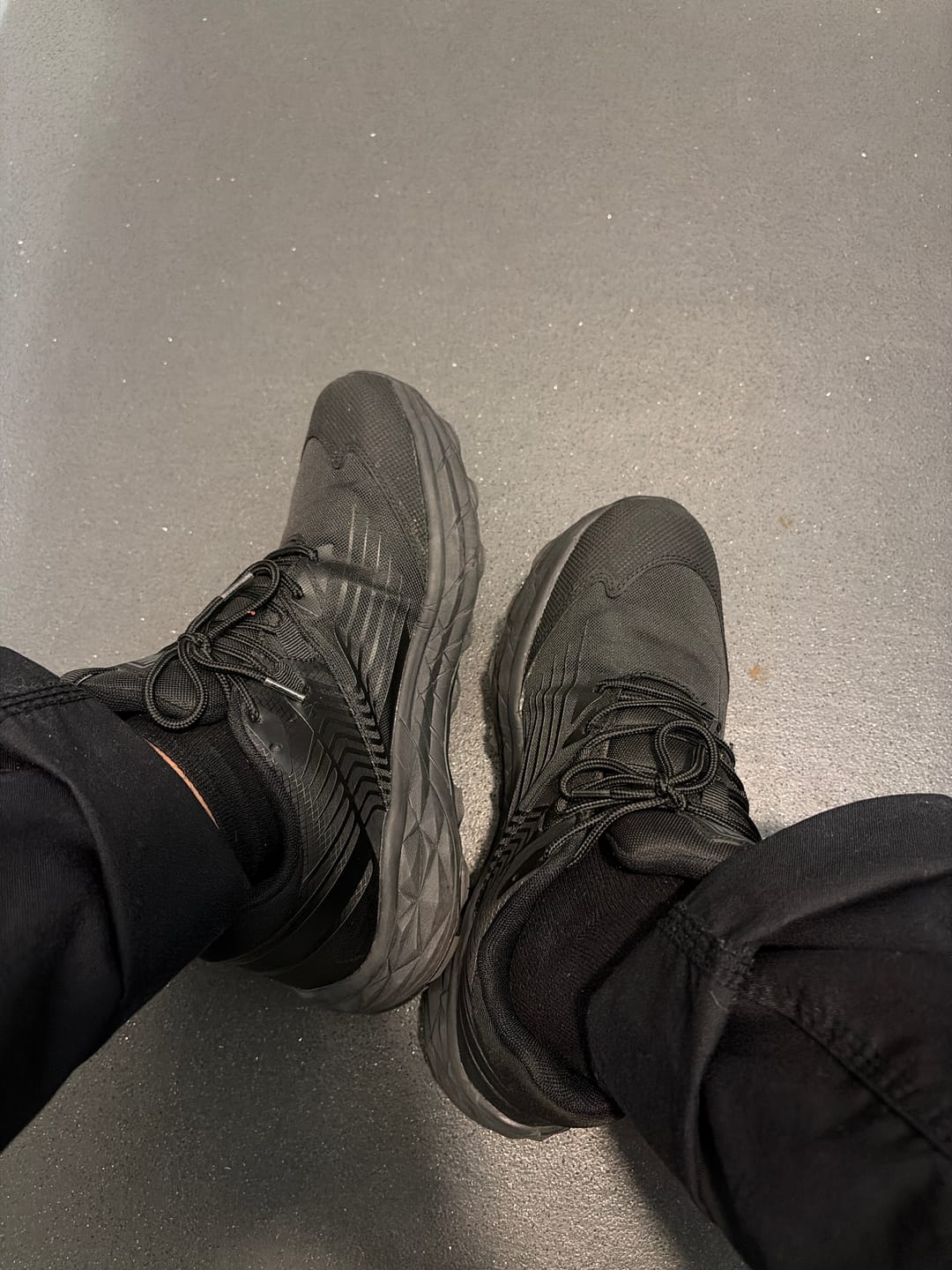 Customer photo review of Geo Storm 3.0 Trainers