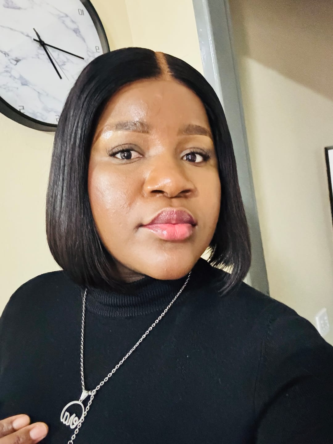 Customer photo review of Combo: 13a Nala Bob 10” + 12a Peruvian Fringe Bob 10”