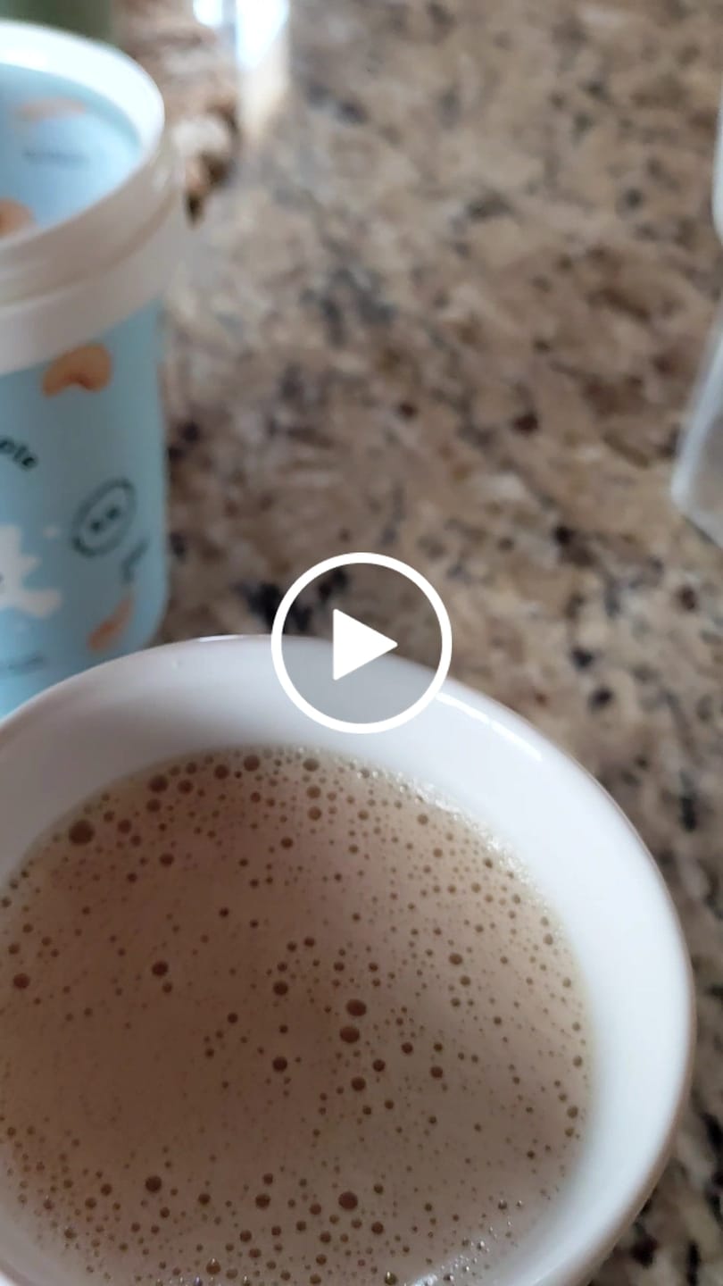 Customer video review of Kit 3 Unidades: Leite Vegetal NutzMilk  19,5L - Concentrado de Castanha de Caju