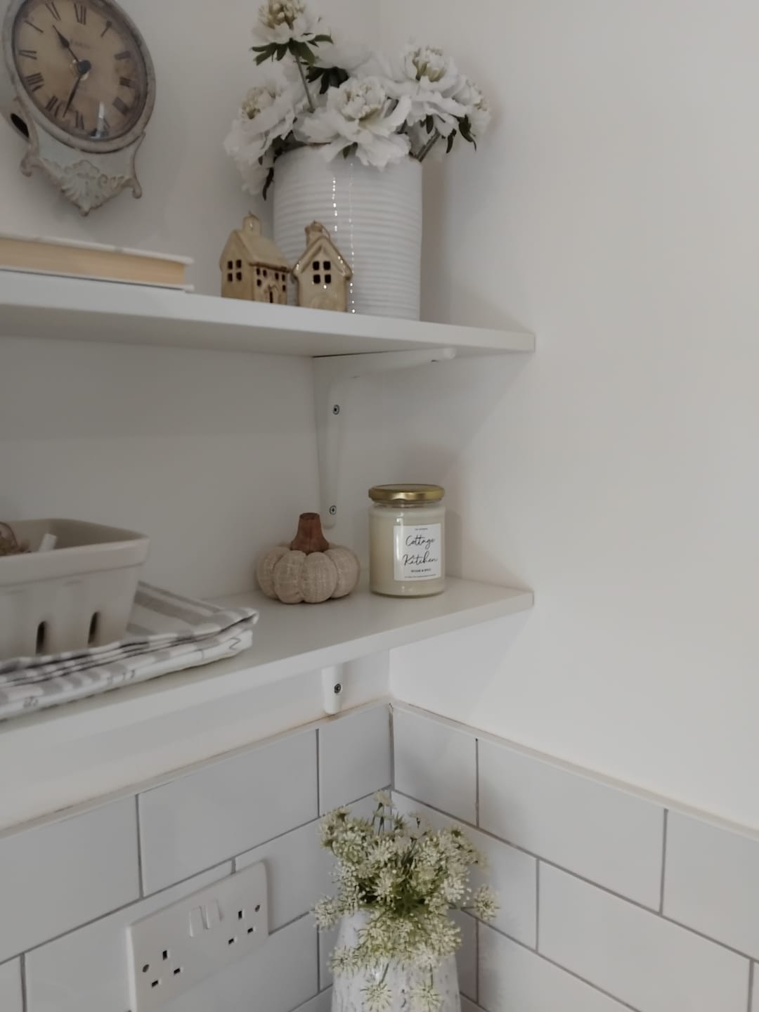 Customer photo review of "Cottage Kitchen"  Sugar & Spice Candle
