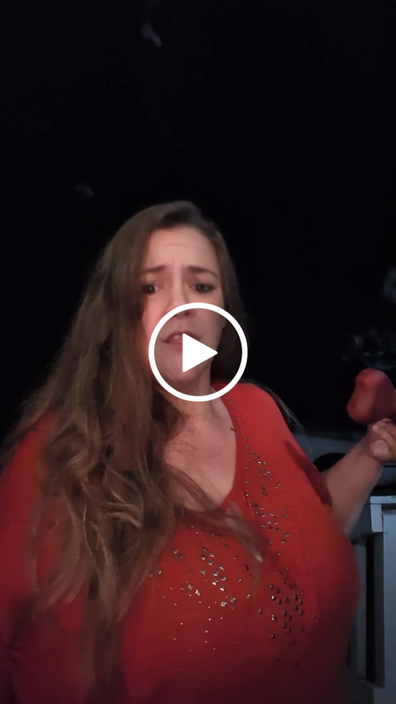 Customer video review of Super Boof