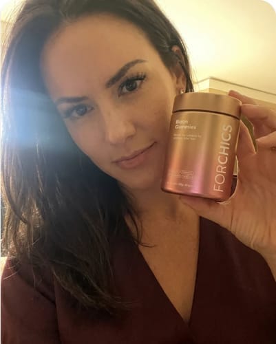 Customer photo review of ForChics Biotin Gummies